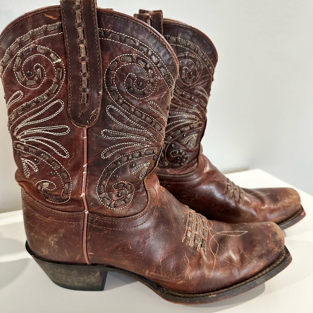 6.5 Tony Lama Cowgirl Boots